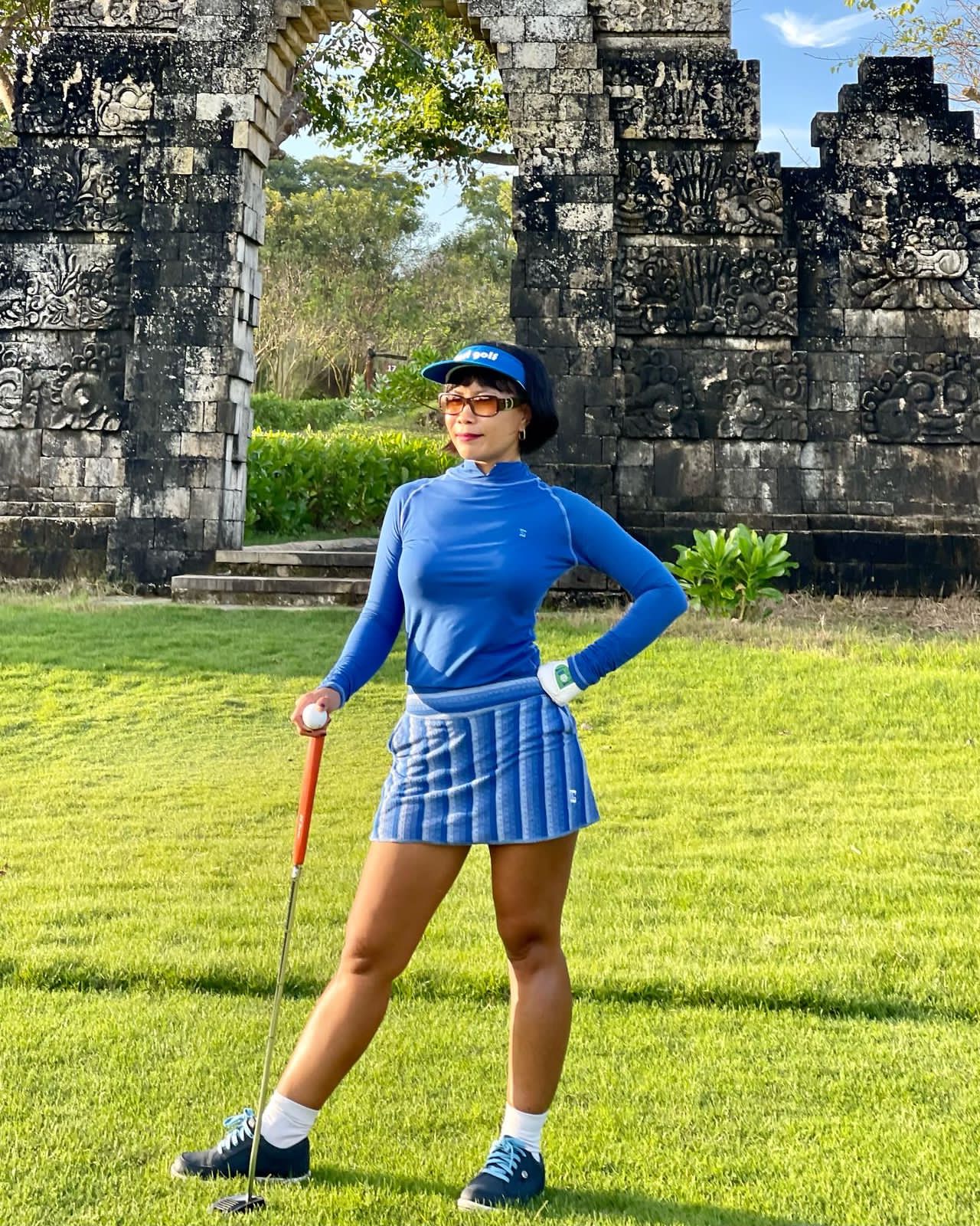 LS-043O || Skirt Dark Blue with White Vertical Stripes (Horizontal at Waist Band) and Small Horizontal = Breathing Openings All Around Pleated Rear Panel and 2 Side Pockets - Image 4