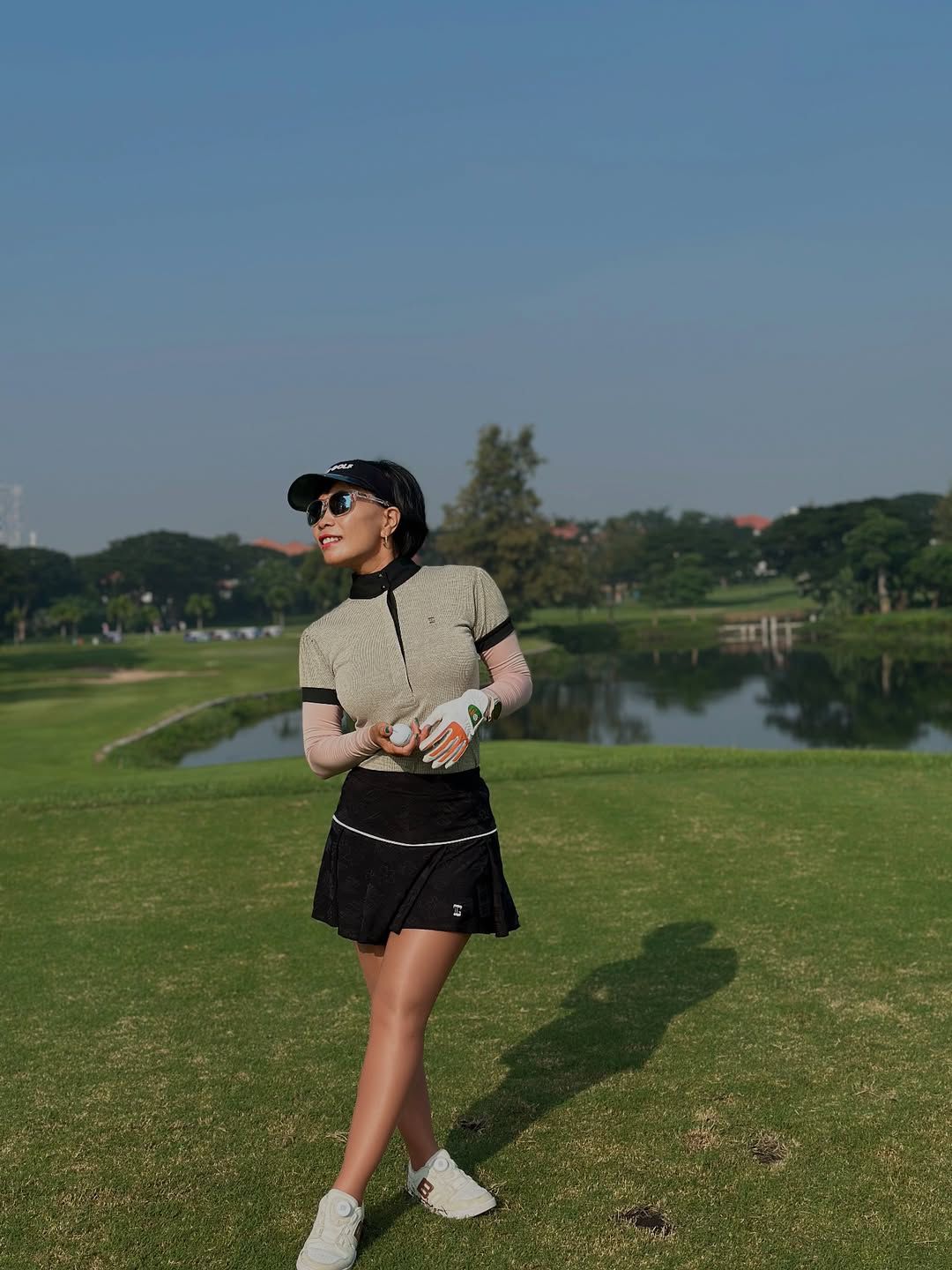 LT-140 || Ladies Top Short Sleeve Grey w Black Horiz Dashed Stripes with Collar and Sleeve Trim Black - Image 4