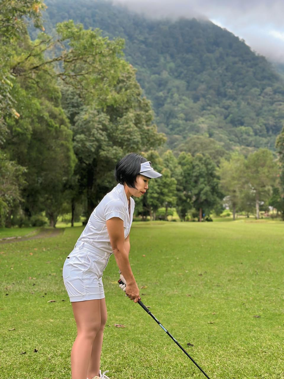 LJS-003A || Ladies Golf Jumpsuit White Color with Shawl Sollar, Short Sleeves with Shorts and Buttons in Front and 2 Pockets on the Right and Left Sides of the Front Chest - Image 8
